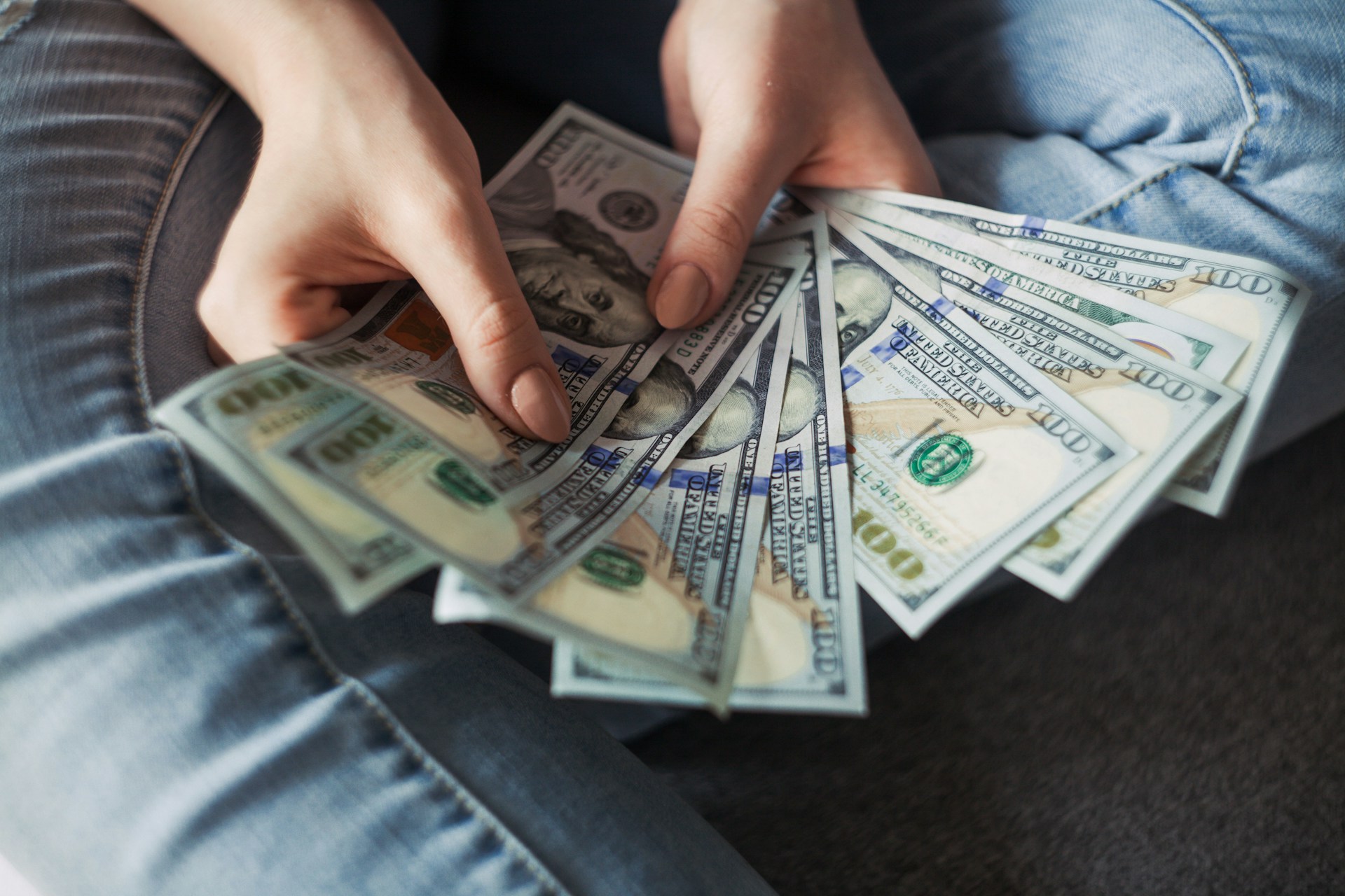 Why Your Money Mindset Keeps Blocking Passive Income